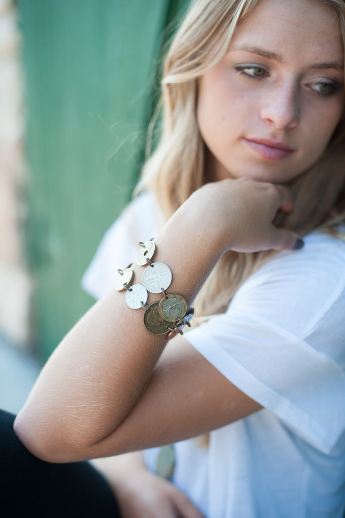 traveling coin bracelet